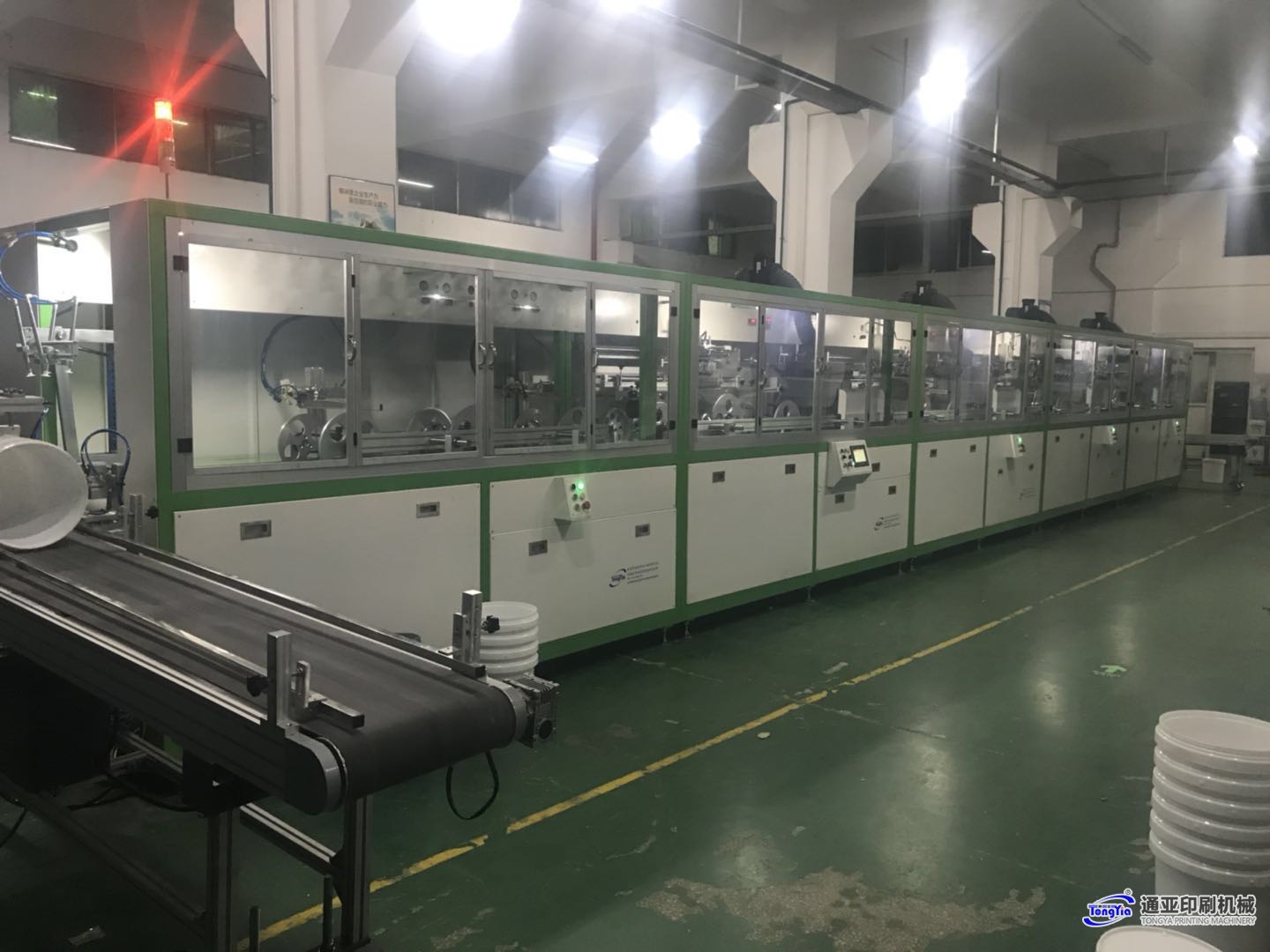 TYS-102UV4-18L全自動(dòng)UV四色絲印機(jī)