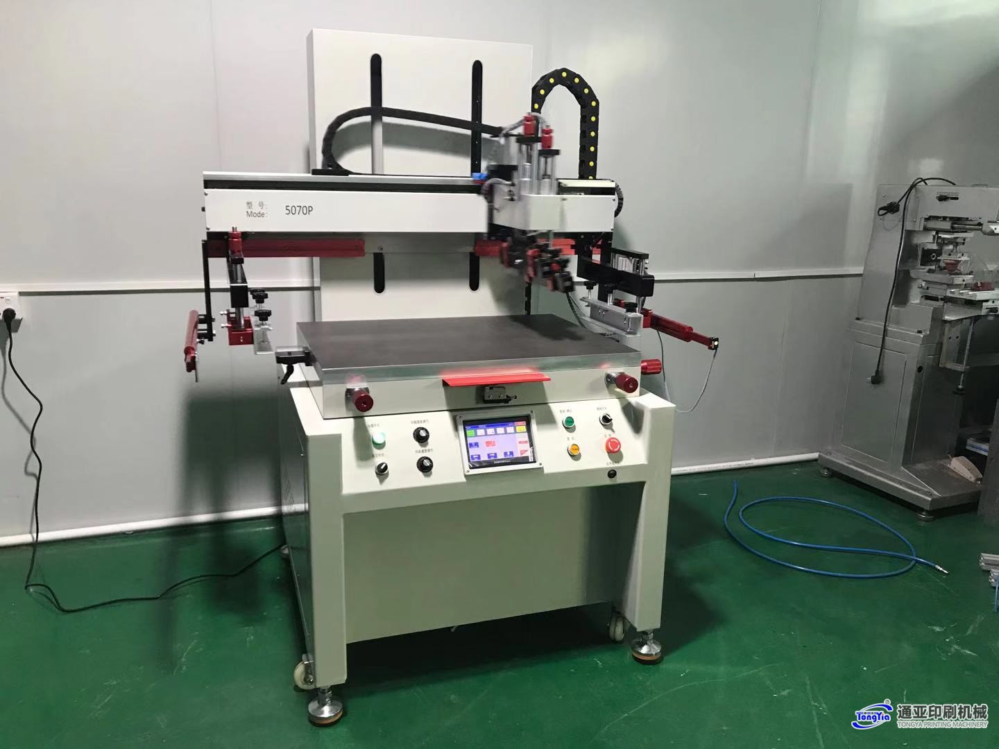 TYS-5070D電動(dòng)吸氣式平面絲印機(jī)