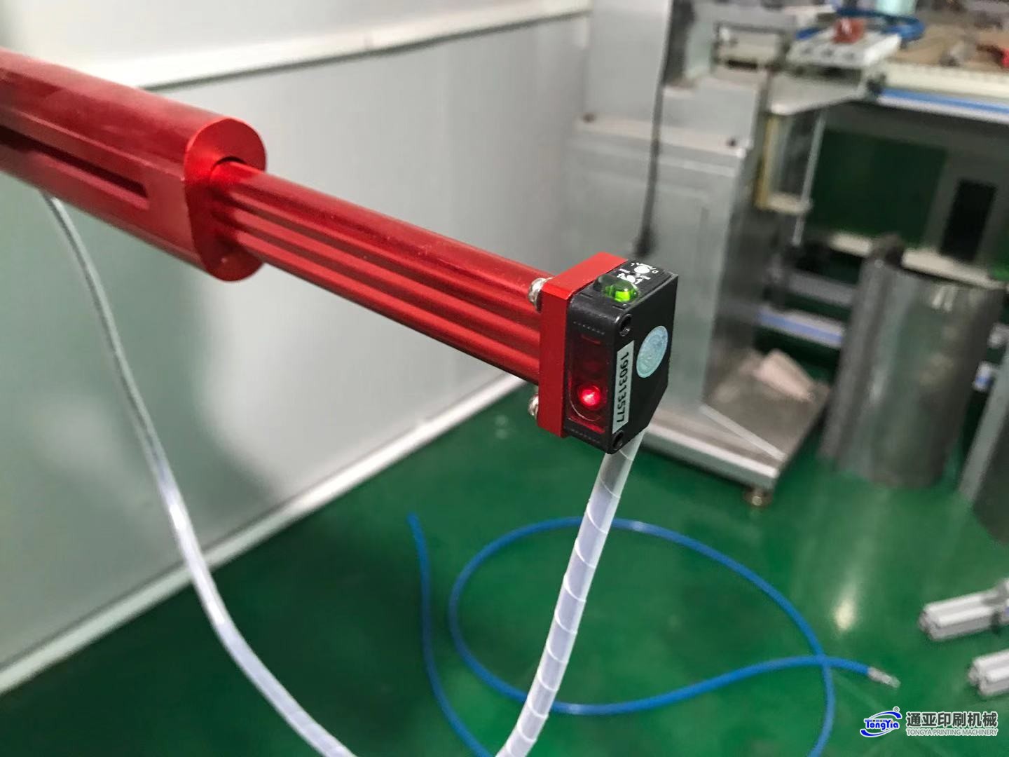 TYS-5070D電動(dòng)吸氣式平面絲印機(jī)